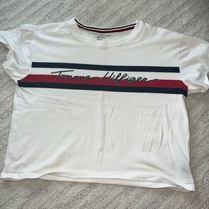 Tommy Hilfiger Cropped Shirt!